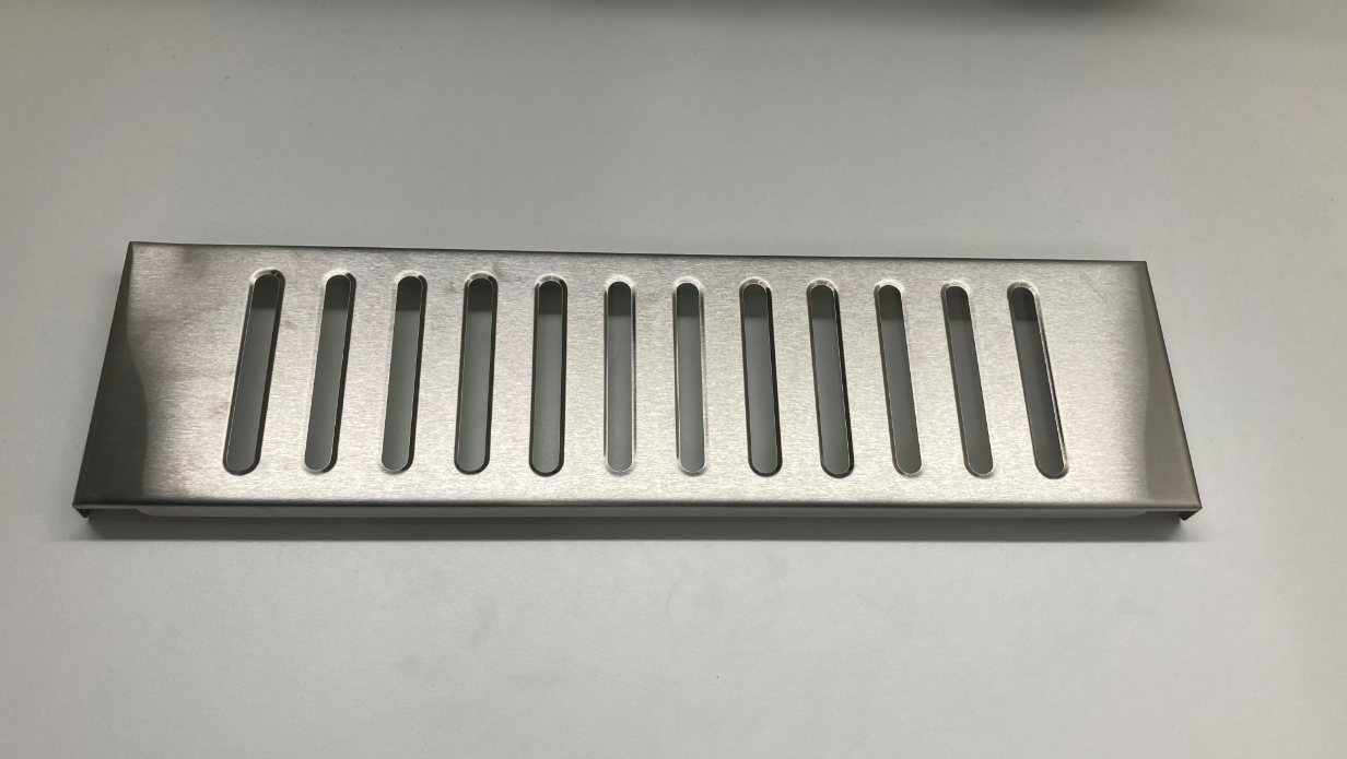 Varmh�llningsgaller 450x120mm