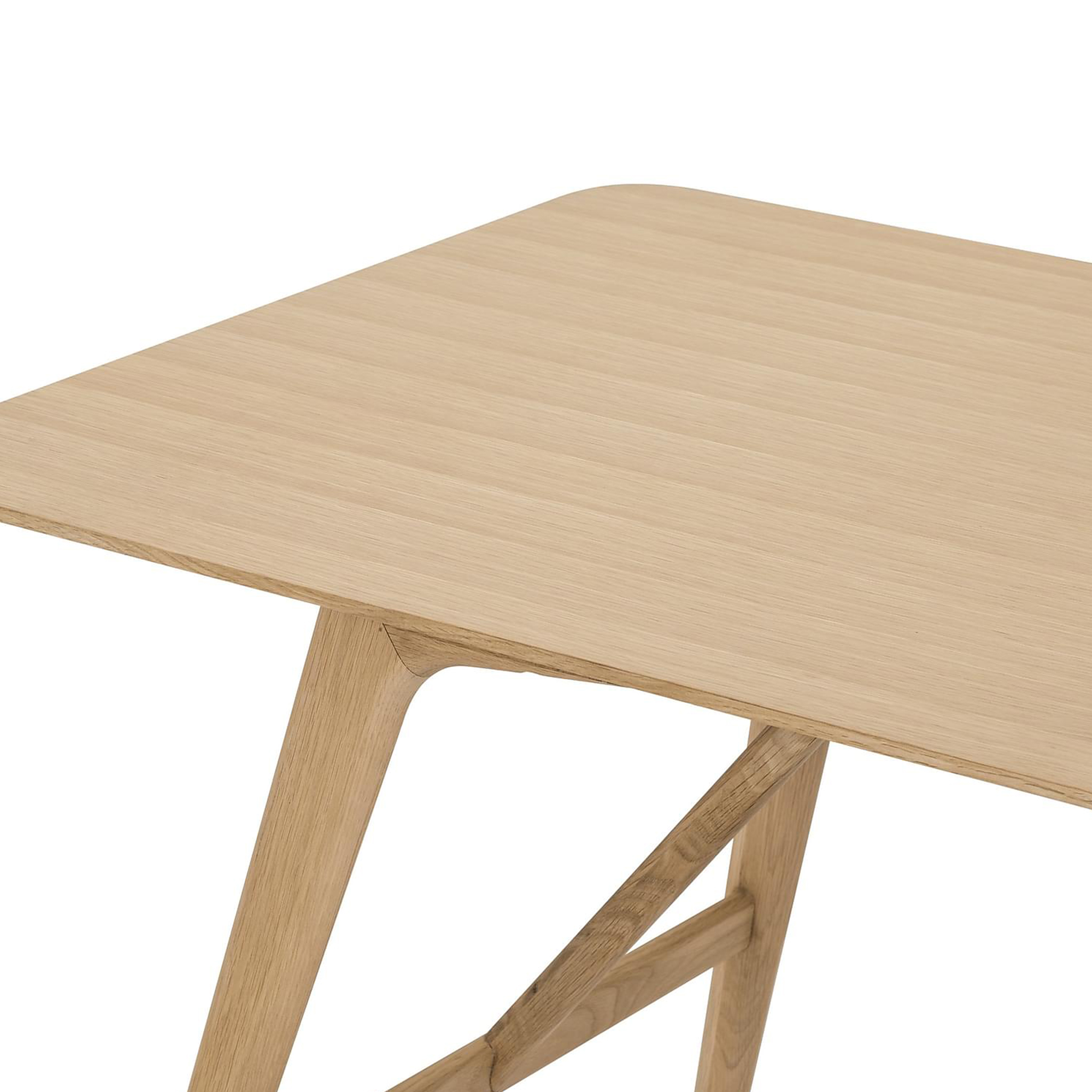 Matbord 140cm | Ek | Malmby Matbord 140cm | Ek | Malmby