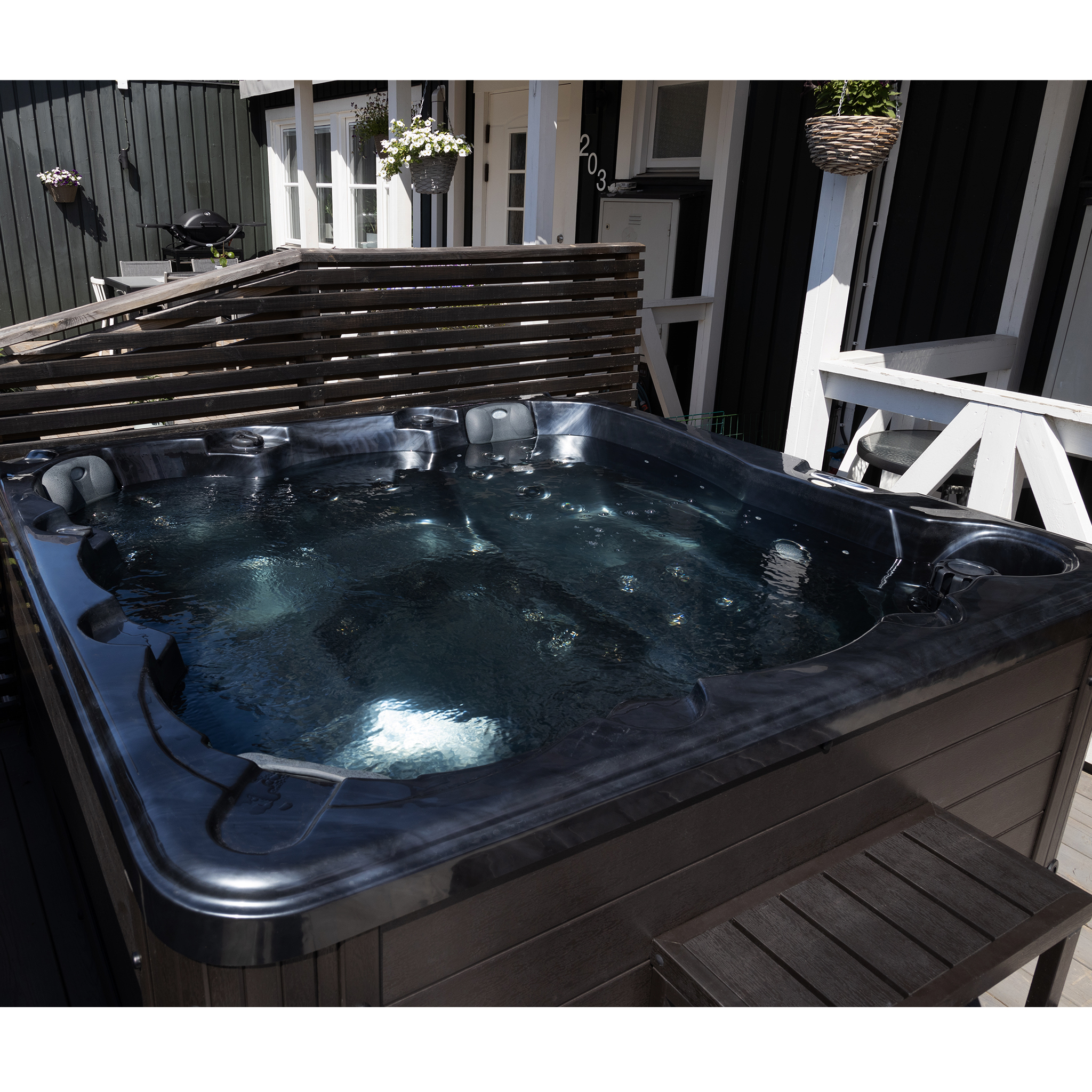 Spabad Poseidon Blackline - 5-6 personer | Lyfco Spabad Poseidon Blackline - 5-6 personer | Lyfco