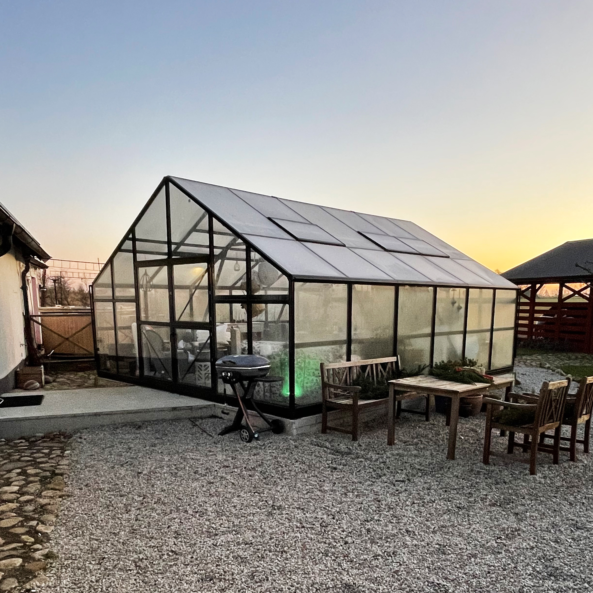 Extra brett premium glasväxthus 31m² | Stormgaranti och säkerhetsglas Extra brett premium glasväxthus 31m² | Stormgaranti och säkerhetsglas