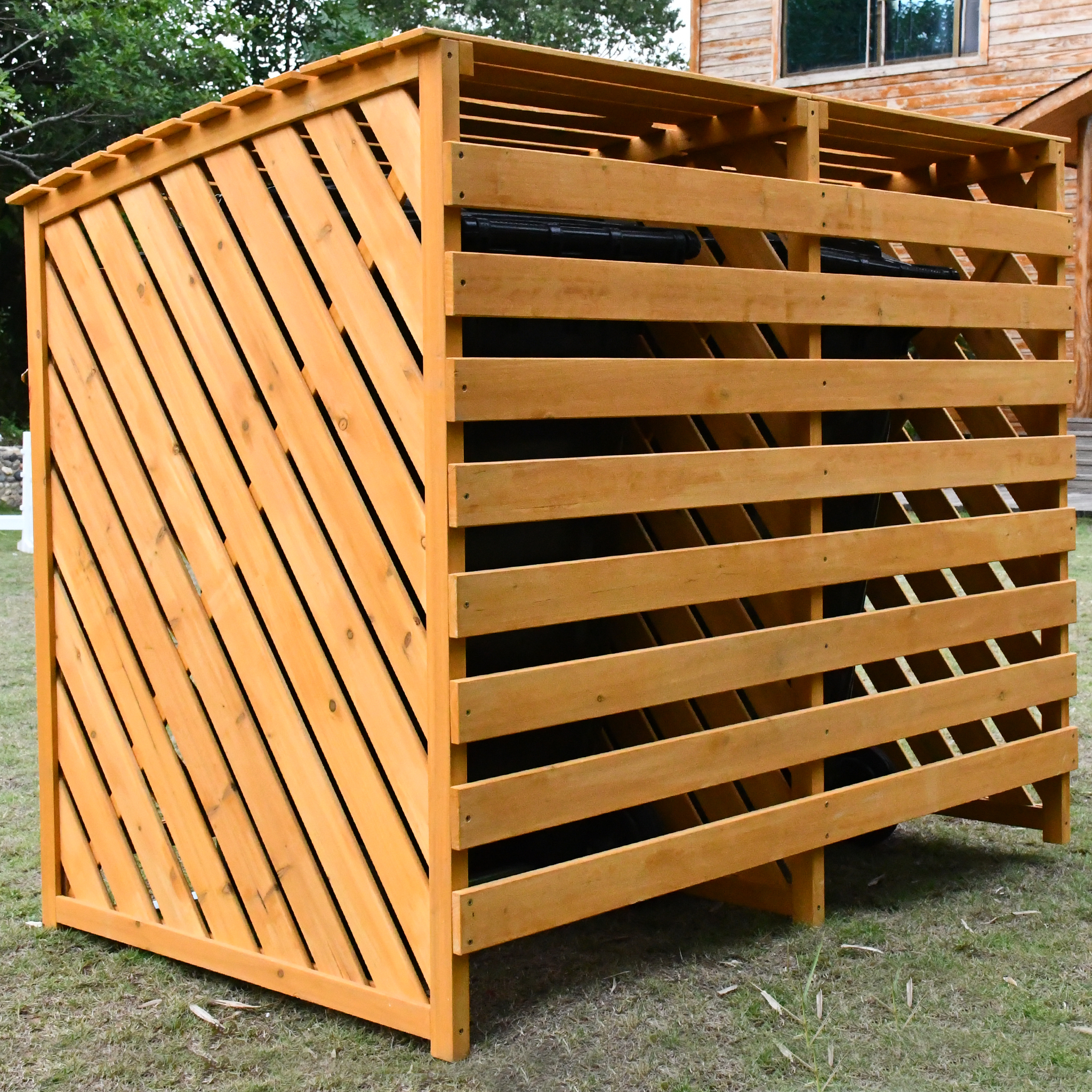 Soptunneskydd | Enkel montering | 92x149x122cm Soptunneskydd | Enkel montering | 92x149x122cm