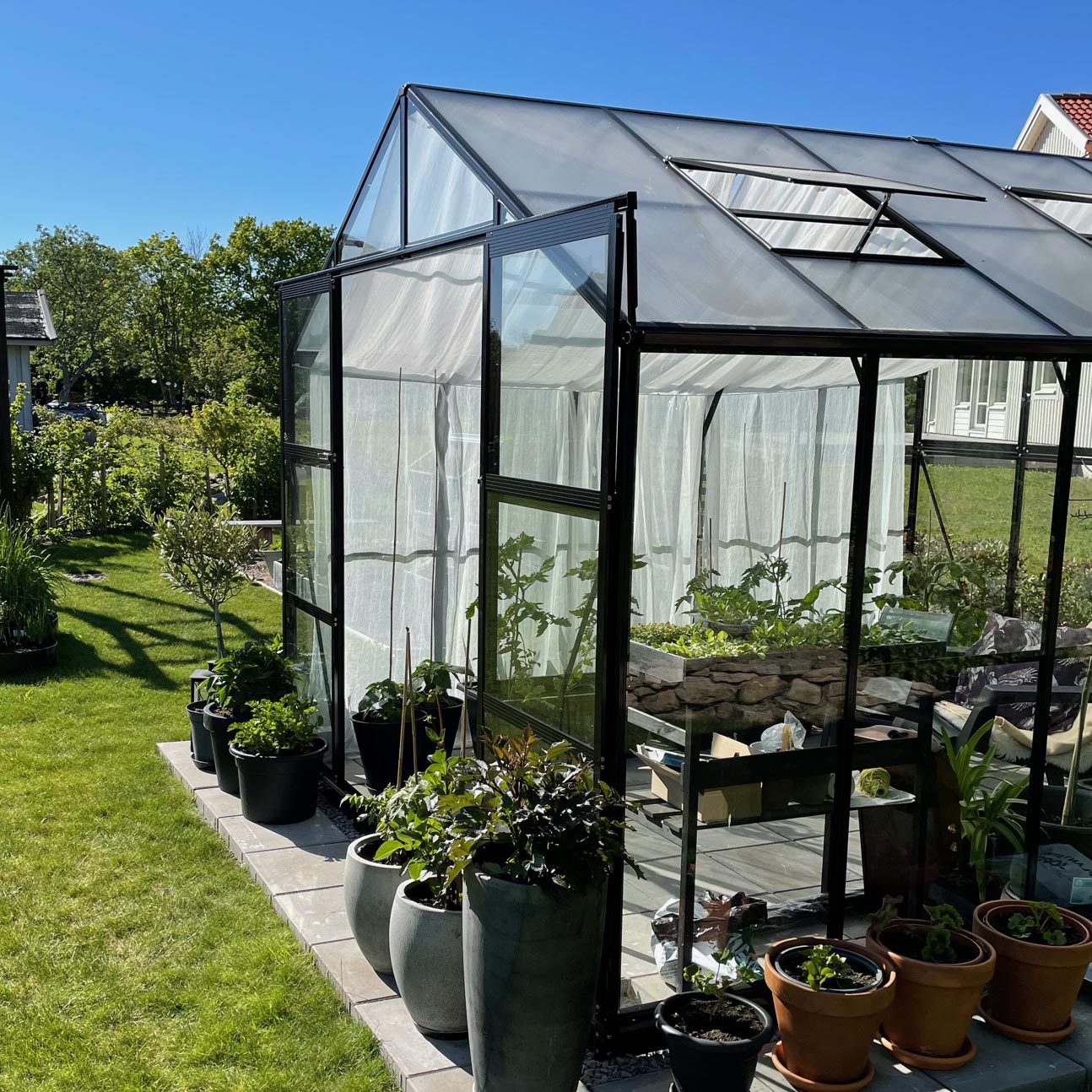Växthus 8,0m² | 4mm säkerhetsglas | 5 års stormgaranti Växthus 8,0m² | 4mm säkerhetsglas | 5 års stormgaranti
