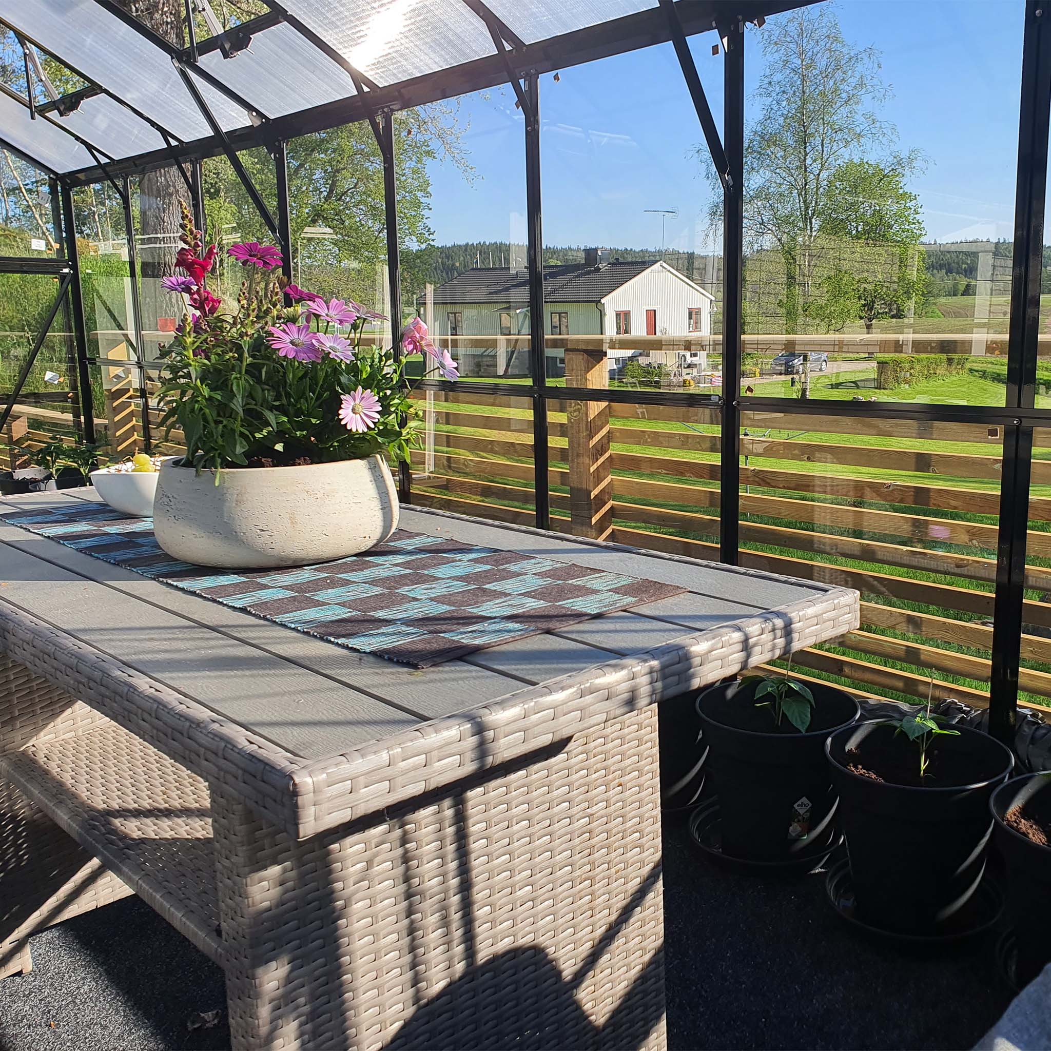 Växthus 14,4m² | 4mm säkerhetsglas | 5 års stormgaranti Växthus 14,4m² | 4mm säkerhetsglas | 5 års stormgaranti
