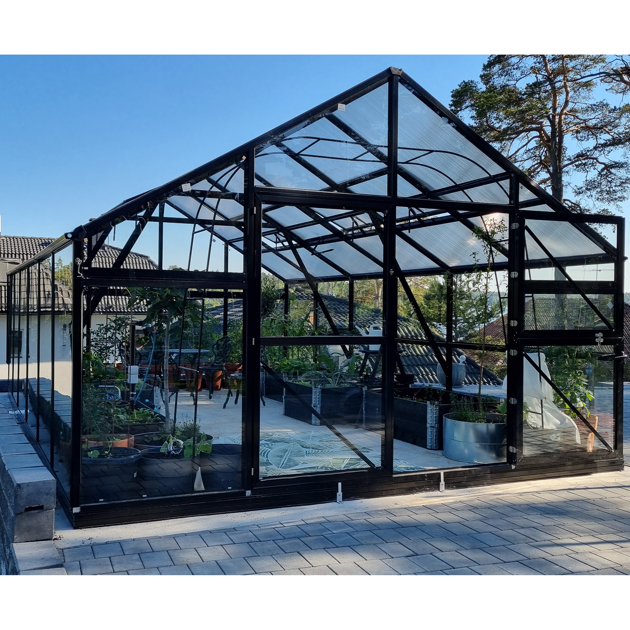Premium glasväxthus 24,6m² | 5 års stormgaranti | 4mm säkerhetsglas Premium glasväxthus 24,6m² | 5 års stormgaranti | 4mm säkerhetsglas