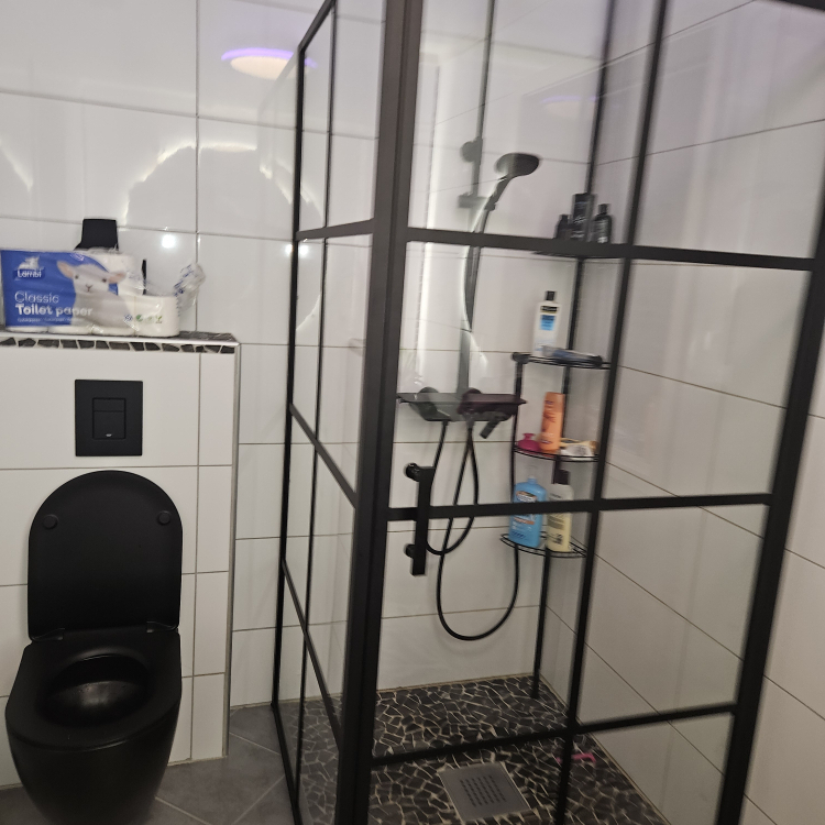 Kundbild Duschh�rna 100x100x200cm | 6mm s�kerhetsglas | Svarta profiler