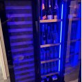 Kundbild Vinkyl 10 flaskor | Extra tystgående | LED-belysning | 26,5cm smal: Sjukt läcker kyl! Tystgående med...