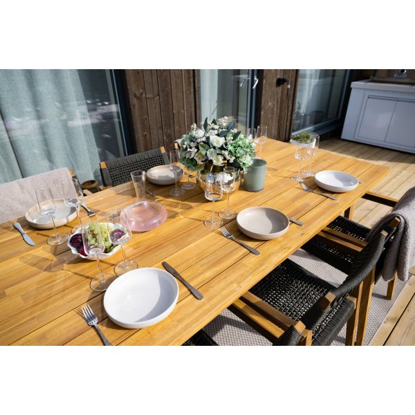 Elegant matgrupp | Sex sittplatser | Modern design och h�gkvalitativa material | Alex
