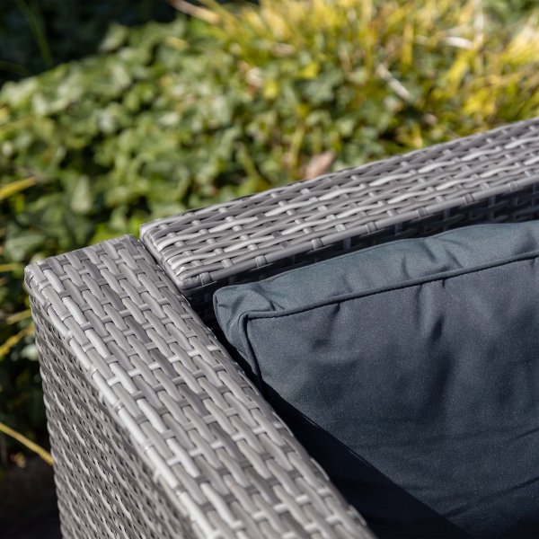 Exklusiv loungegrupp | Inbyggd förvaring | Grå konstrotting | Djursvik - FYNDVARA Exklusiv loungegrupp | Inbyggd förvaring | Grå konstrotting | Djursvik - FYNDVARA