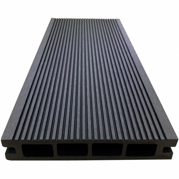 Komposittrall - 549 kr/m² Komposittrall - 549 kr/m²