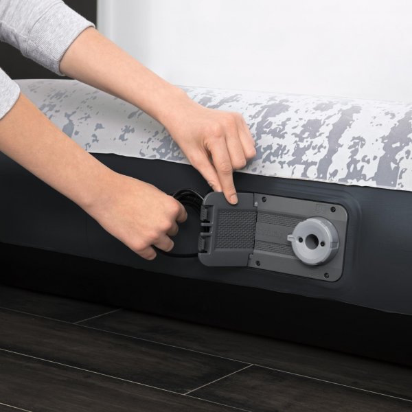Uppbl�sbar madrass | Inbyggd pump | Tritech Airbed Queen Fashion Flock