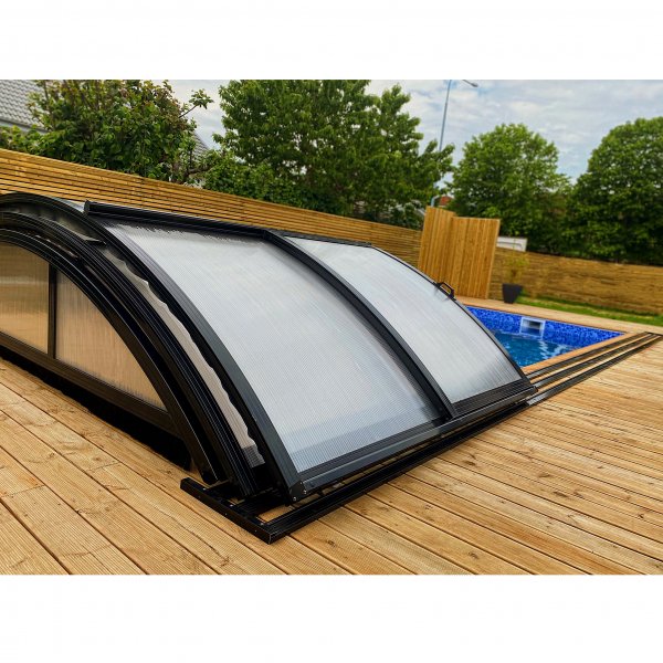 Pooltak 3x6m med sidodörr | Solid polykarbonat 4mm | Svart Pooltak 3x6m med sidodörr | Solid polykarbonat 4mm | Svart