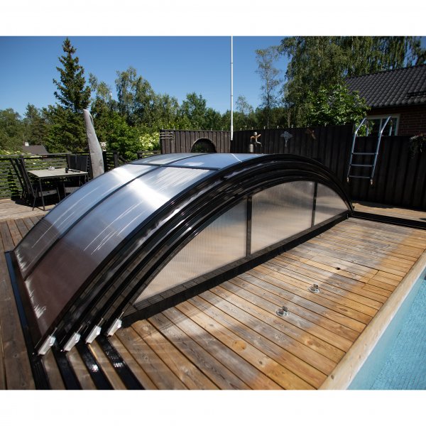 Pooltak 4x8m med sidodörr | Solid polykarbonat 4mm | Svart Pooltak 4x8m med sidodörr | Solid polykarbonat 4mm | Svart