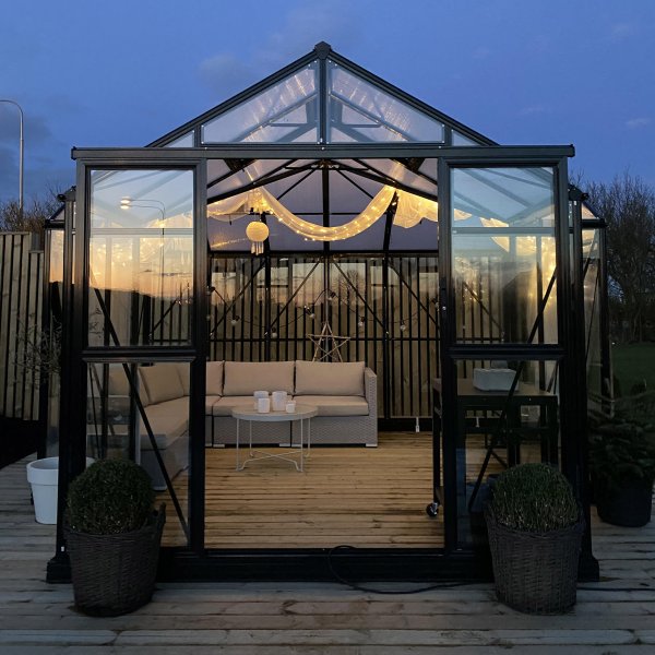 T-format glasvxthus 12,8m | 4mm skerhetsglas | 5 rs stormgaranti