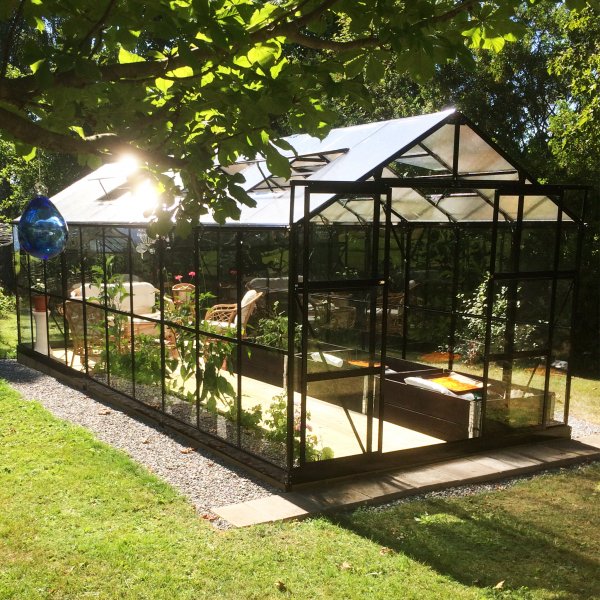 Växthus 16 m² | 4mm säkerhetsglas | 5 års stormgaranti Växthus 16 m² | 4mm säkerhetsglas | 5 års stormgaranti