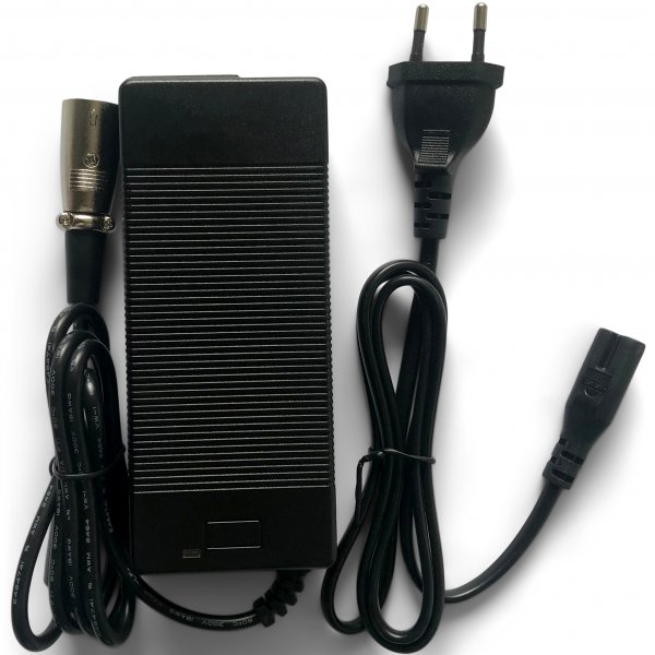 Batteriladdare till 1600W elscooter med navmotor