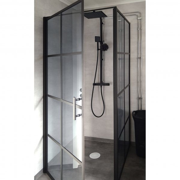 Duschhörna 90x90x200 | Svarttonat glas | Svart spröjs Duschhörna 90x90x200 | Svarttonat glas | Svart spröjs