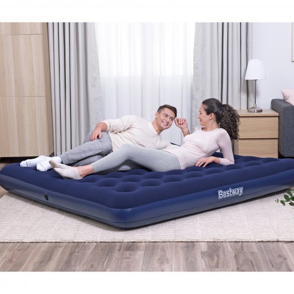 Stor uppbl�sbar madrass | Bestway Air Mattres King