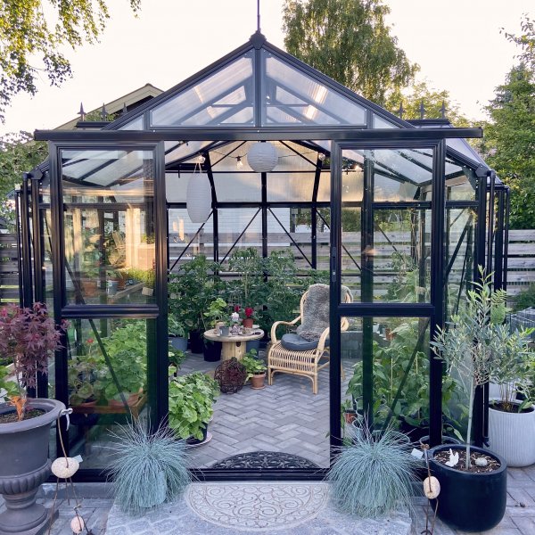 T-format glasvxthus 12,8m | 4mm skerhetsglas | 5 rs stormgaranti