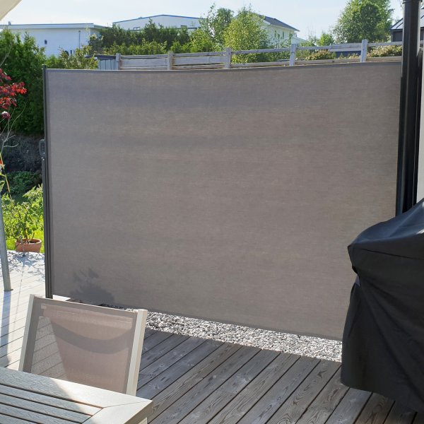 Hög sidomarkis 1,8x3m | Sol-, vind- och insynsskydd | Metalcraft Hög sidomarkis 1,8x3m | Sol-, vind- och insynsskydd | Metalcraft