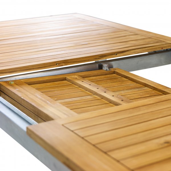 Frlngningsbart bord 200-250cm | 8 stolar | Rostfritt stl / teak