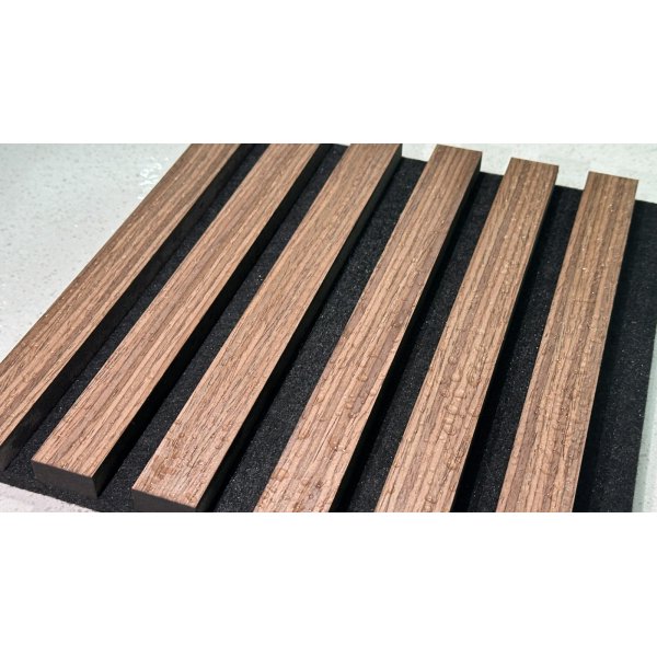 Tr�lamell akustikpaneler | 2400x600x21mm | Valn�t