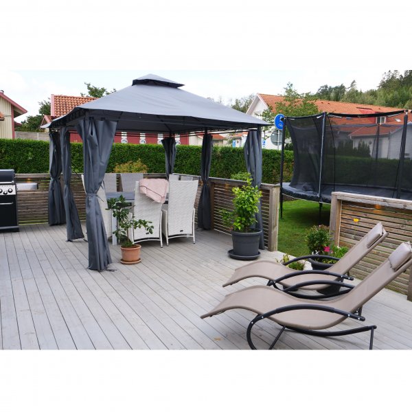 Paviljong 4x3 m inkl. paviljongväggar Paviljong 4x3 m inkl. paviljongväggar