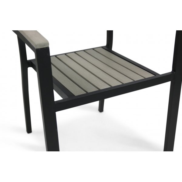 Tr�dg�rdsstol i aluminium och komposit - FYNDVARA - FYNDVARA