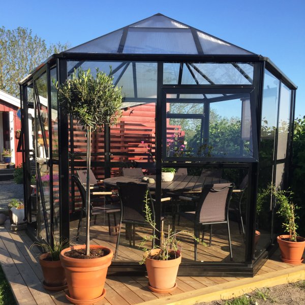 Orangeri och lusthus 7,8m² | Sexkantigt växthus| 4mm säkerhetsglas Orangeri och lusthus 7,8m² | Sexkantigt växthus| 4mm säkerhetsglas