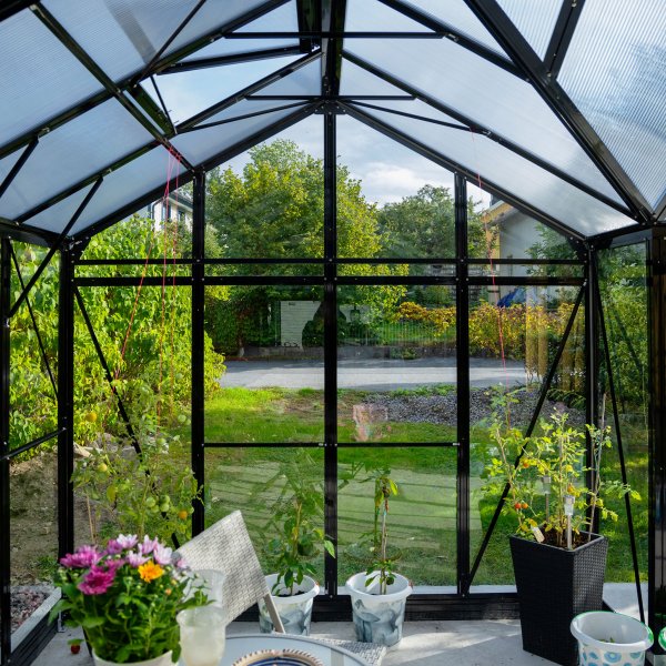 T-format glasvxthus 12,8m | 4mm skerhetsglas | 5 rs stormgaranti