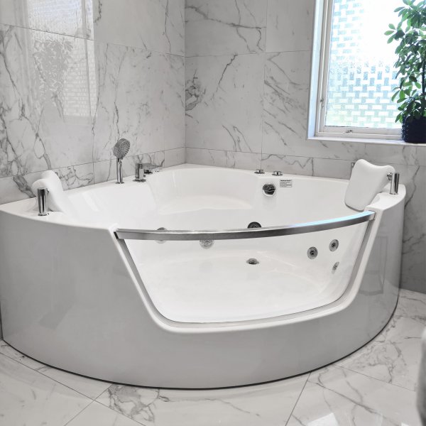 Bubbelbadkar med glasfront & värmare 140x140cm | BK-006V Bubbelbadkar med glasfront & värmare 140x140cm | BK-006V