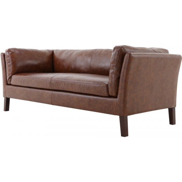 Soffa 3-sits | Vintagebrunt konstläder, skumstoppning & trästomme | Heritage Soffa 3-sits | Vintagebrunt konstläder, skumstoppning & trästomme | Heritage
