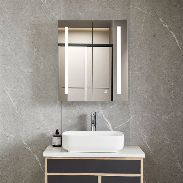 Spegelskåp badrum med LED-belysning Spegelskåp badrum med LED-belysning