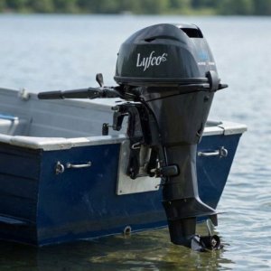 Båtmotor 15 hk | 2-cylindrig 4-takt | Bränslesnål & kraftfull | 24 L tank | Lång rigg Båtmotor 15 hk | 2-cylindrig 4-takt | Bränslesnål & kraftfull | 24 L tank | Lång rigg