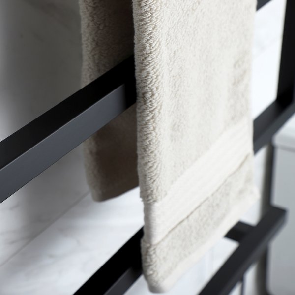 Elektrisk handdukstork 60x80x12cm | Mattsvart Elektrisk handdukstork 60x80x12cm | Mattsvart