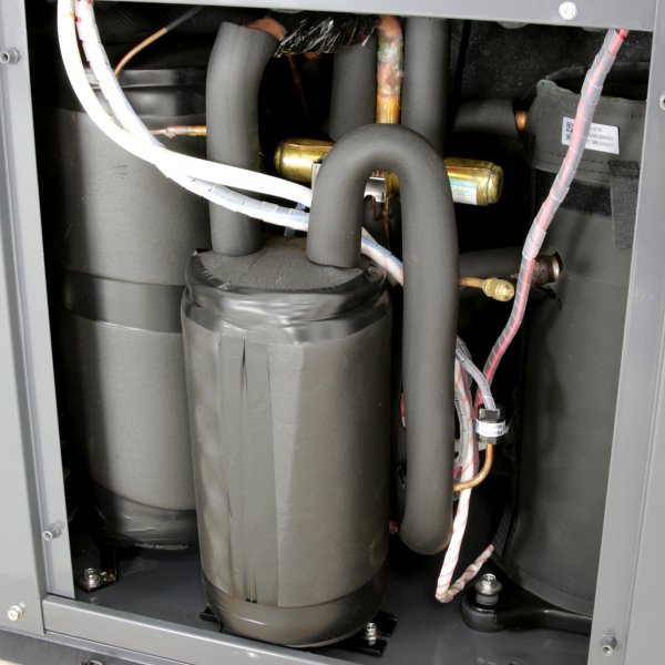 Luft-vatten värmepump 12,3kW Split - EVI Luft-vatten värmepump 12,3kW Split - EVI