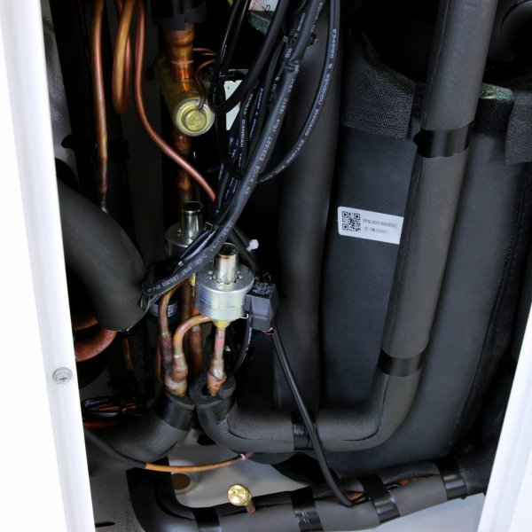 Luft-vatten värmepump 15,9kW Inverter (klarar -30°) WiFi Luft-vatten värmepump 15,9kW Inverter (klarar -30°) WiFi