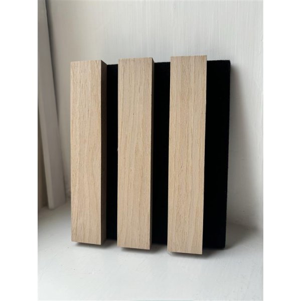 Trlamell akustikpanel | 2400x600x18mm | Tvdelad | Vit ek