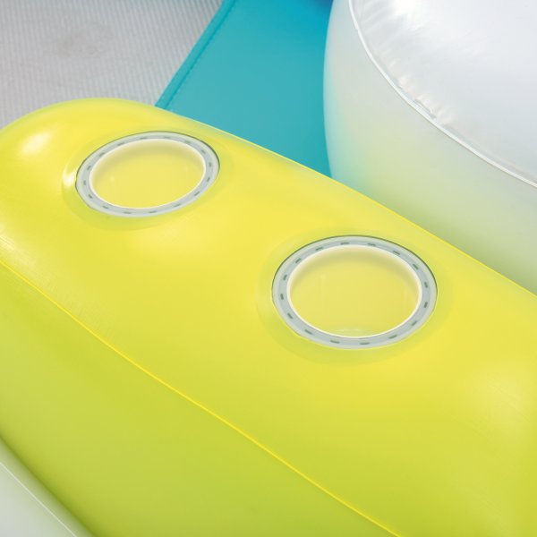 Gigantisk flytande enh�rning f�r 6 personer - 6x4 meter