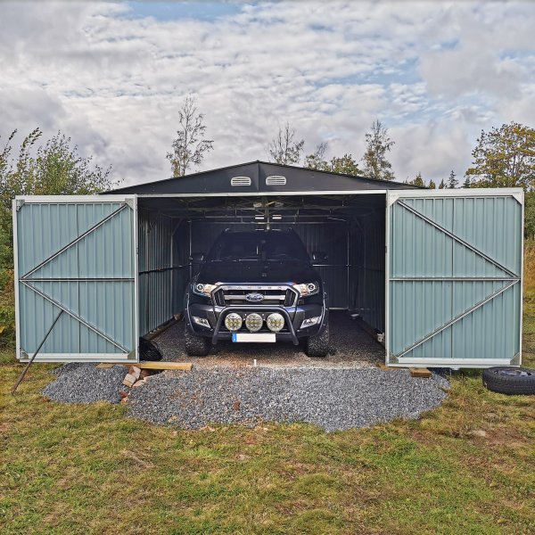 Plåtgarage 23m² | Dubbel dörr | Komplett byggsats | Premium Plåtgarage 23m² | Dubbel dörr | Komplett byggsats | Premium