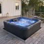 Spabad Zeus Blackline Edition – 6 personer | Svart Lucite® Akryl | Balboa® Styrsystem Spabad Zeus Blackline Edition – 6 personer | Svart Lucite® Akryl | Balboa® Styrsystem