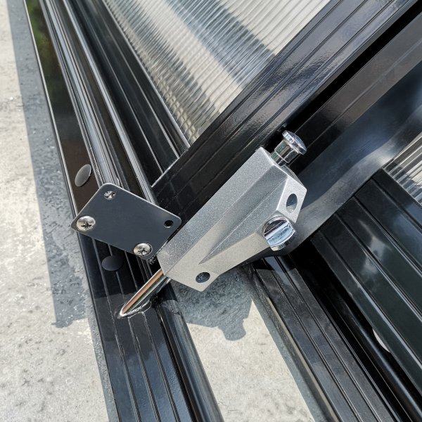 Pooltak 4x8m med sidodörr | Solid polykarbonat 4mm | Svart Pooltak 4x8m med sidodörr | Solid polykarbonat 4mm | Svart