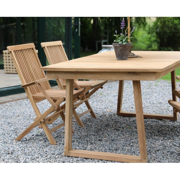 Salt� utematgrupp matbord 180x100 cm med 4 st Salt� karmstolar - Teak