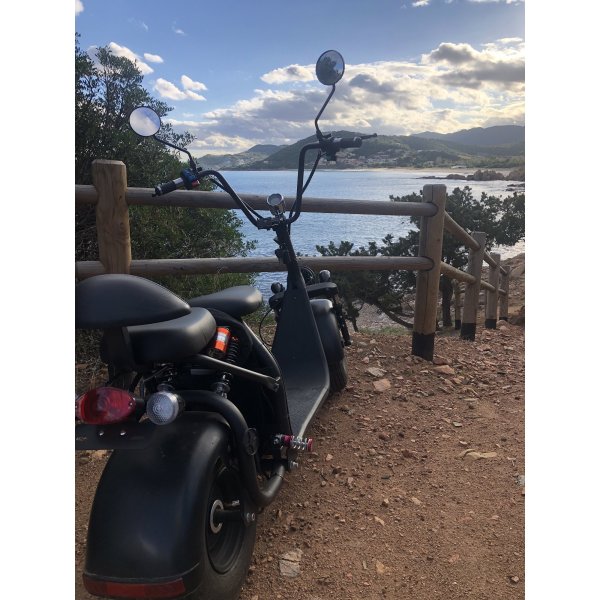 Elscooter 1500W | 60V 12Ah batteri | Upp till 45 km/h | Moped klass 1 registrerbar | Avtagbart batteri & LCD-display