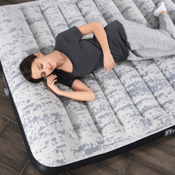 Uppbl�sbar madrass | Inbyggd pump | Tritech Airbed Queen Fashion Flock