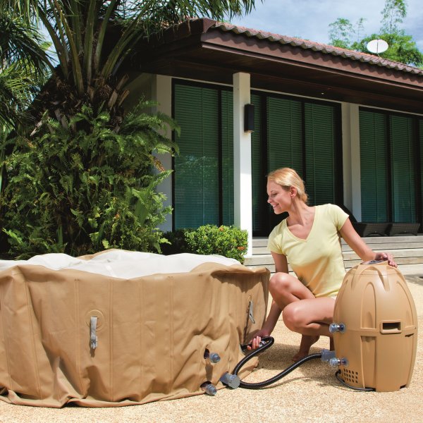 Uppblåsbart spabad för 4-6 personer - Lay-Z-Spa Palm Springs AirJet (54129) Uppblåsbart spabad för 4-6 personer - Lay-Z-Spa Palm Springs AirJet (54129)