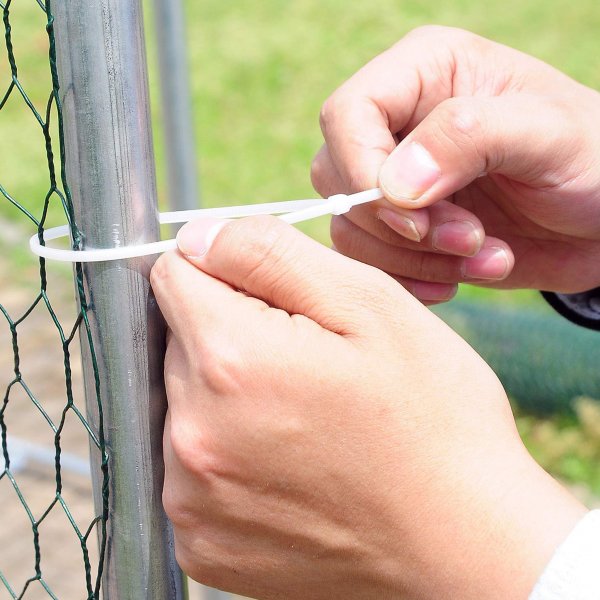 Hönsgård i galvaniserat stål | Lättstädat | Hög ståhöjd Hönsgård i galvaniserat stål | Lättstädat | Hög ståhöjd